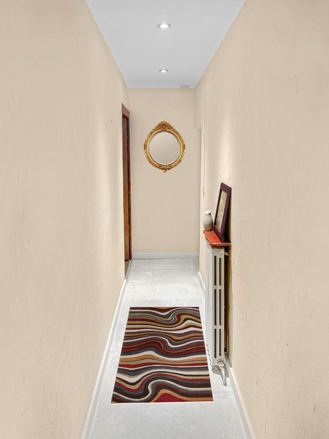 Apartamento Les Portes Du Chateau Beaucairois Beaucaire  Exterior foto